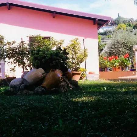 Casa vacanze Anna Regione Bussi 57 Imperia