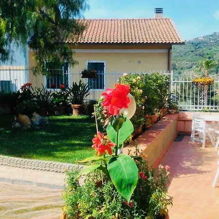 Anna Regione Bussi 57 Holiday home *
