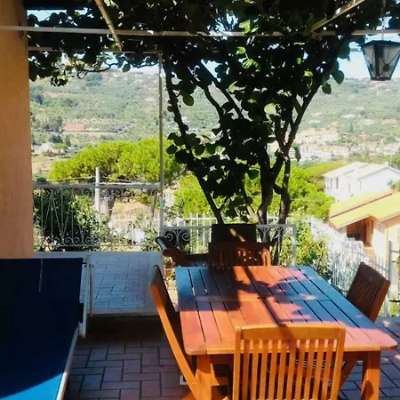 Anna Regione Bussi 57 Holiday home *
