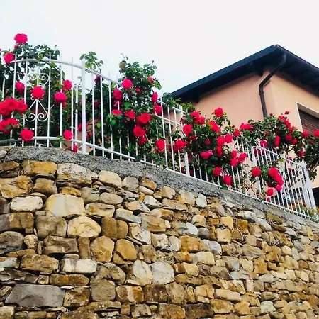 Casa vacanze Anna Regione Bussi 57 *